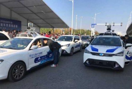 無人駕駛車輛賽國內首發(fā)！