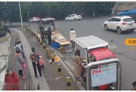 越野車無人駕駛607米，致一人死亡！