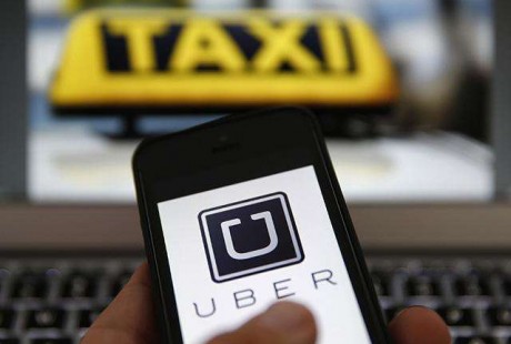 Uber CEO：明年上路自動(dòng)駕駛出租車(chē)持保留意見(jiàn)