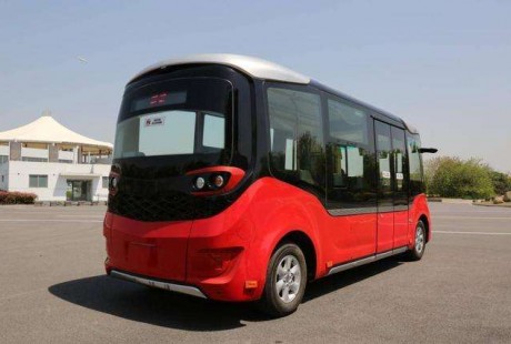 擁抱數(shù)字時(shí)代，金旅無人駕駛客車展風(fēng)采