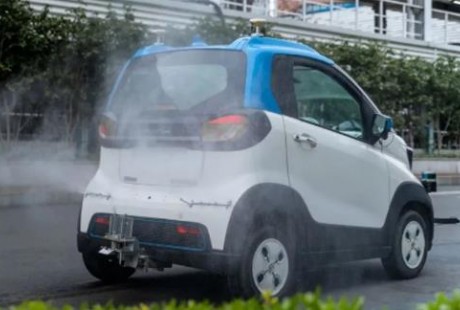 安全高效/0接觸 上汽集團(tuán)推出無人駕駛消毒殺菌車