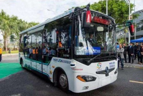 廣東深圳“無人駕駛公交車”, 中國首創(chuàng)就問你敢不敢坐？